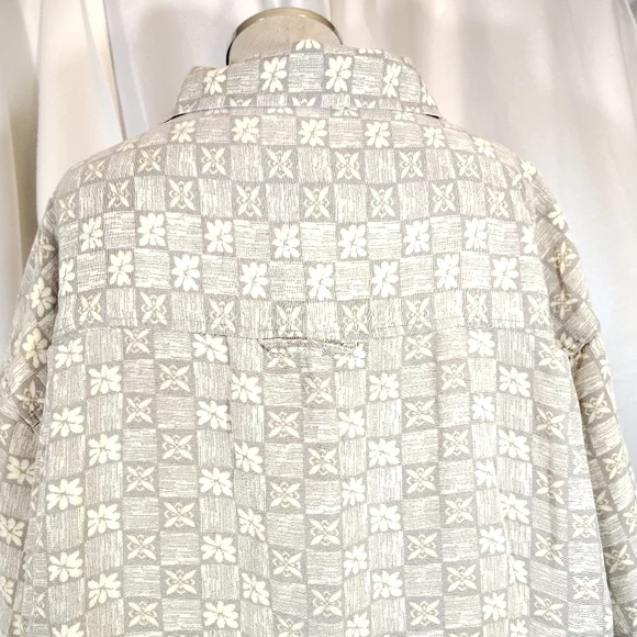 Visitor Silk Button-Down Shirt, Collar, Pocket, Beige-Ivory Design, Lghtwght, 2X - Picture 4 of 10